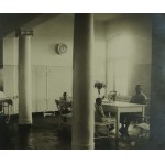 [ŻNIN] Szpital w Żninie, zestaw 3 fotografii: wejście główne, sala operacyjna, poczekalnia