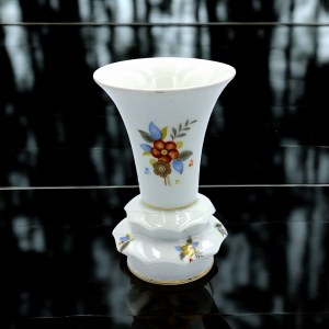 Porcelain vase, RS Tillowitz EPOS (Tulowice), 1928 - 1945