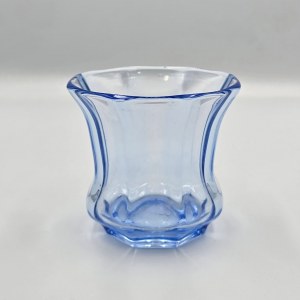 Glass vase, signed, J. Stolle, Glassworks Niemen, model 935, 1930s.