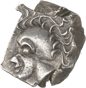 GAULE - CELTIC Tolosates. Drachme, série au panache, chevelure avec S perpendiculaires ND (milieu du IIe - première moitié du Ier siècle avant J.-C.).