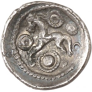 GAULE - CELTIC Ambiens / Ouest du Belgium. Lamellaire en argent, classe III aux chevaux affrontés, var. 6 ND (début du IIe tiers du Ier siècle avant J.-C.).