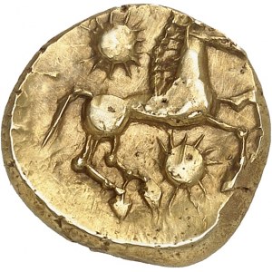 GAULE - CELTIC Bellovaques. Statère à l'astre, var. 2 au cheval à droite ND (second tiers du Ier siècle avant J.-C. et Guerre des Gaules).