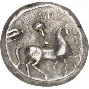 GAULE - CELTIC Danube central (IIe-Ier s. av. J.-C.). Tétradrachme, type au trident (dreizack) et triskèle ND (IIIe-IIe s. av. J.-C.).