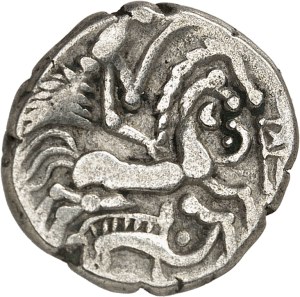 Baïocasses. Statère de billon with geometric profile and boars, class II ND (1st c. BC).