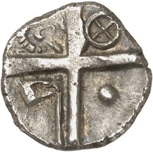Pétrocores. Drachme, série de Belvès, au torque, à la roue et olive ND (IIe-Ier s. av. J.-C.).