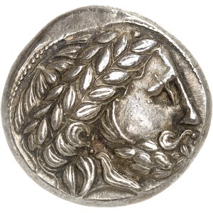 Danube central (IIe-Ier s. av. J.-C.). Tétradrachme, type au cavalier en marionnette (puppenreiter) et triskèle ND (IIIe-IIe s. av. J.-C.).