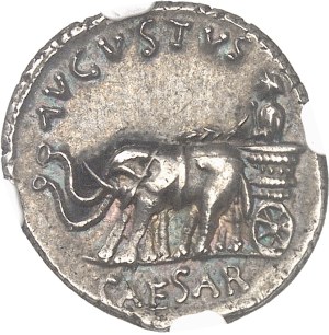 Augustus (27 BC - 14 AD). Denarius in the name of L. Aquilius Florus ND (19 B.C.), Rome.