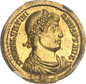 Valentinian I (364-375). Solidus ND (367-375), Constantinople.