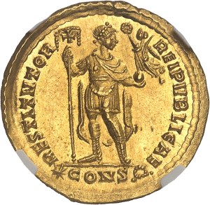 Valentinian I (364-375). Solidus ND (367-375), Constantinople.