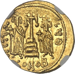 Constantine IV (668-685). Solidus, with Heraclius and Tiberius, 2nd type ND (670-674), Constantinople, 9th officina.