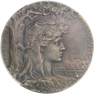 IIIe République (1870-1940). Médaille, prix de l’Exposition Universelle de Paris, par J. C. Chaplain 1900, Paris.