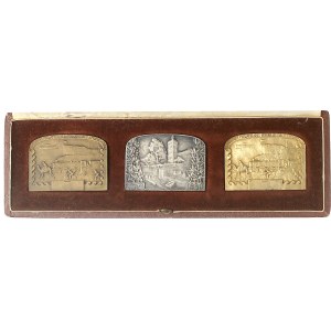 IIIe République (1870-1940). Coffret de trois médailles, Centenaire de 1930, Exposition philatélique internationale d’Afrique du Nord 1930, Paris (Arthus-Bertrand).