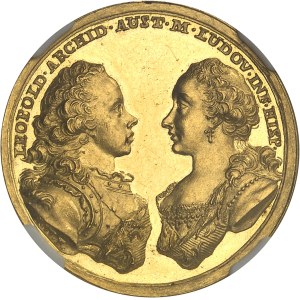 Léopold II (1790-1792). Médaille d’Or au module de 3 1/2 ducats, mariage du prince Pierre-Léopold de Habsbourg-Lorraine et de Marie-Louise d’Espagne le 4 août 1765 à Innsbruck, par I. Widemann, d’aspect Flan bruni (PROOFLIKE) 1765, Vienne.