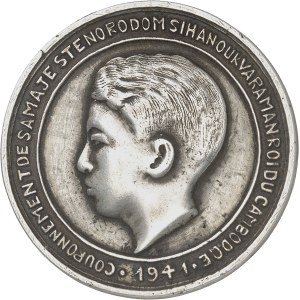 Norodom Sihanouk, roi (1941-1955). Médaille, couronnement du Roi 1941.