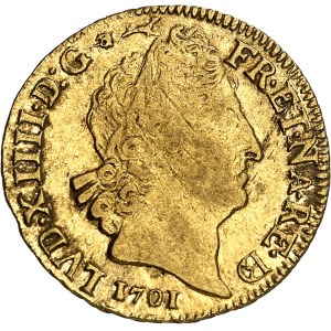Louis XIV (1643-1715). Louis d’or de Béarn aux huit L et aux insignes, flan neuf 1701, vache, Pau.