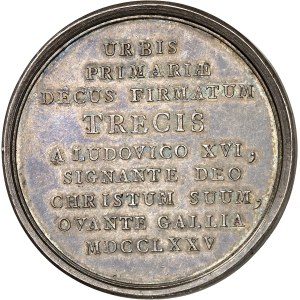 Louis XVI (1774-1792). Médaille, vœux de la ville de Troyes à l’occasion du sacre royal à Reims le 11 juin 1775, par B. Duvivier MDCCLXXV (1775), Paris.