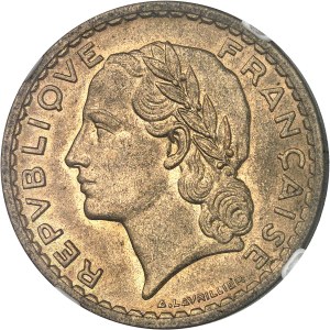 IVth Republic (1947-1958). 5 francs Lavrillier in cupro-aluminium 1947, Paris.