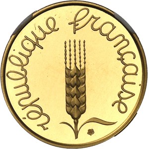 Ve République (1958 à nos jours). Piéfort de 5 centimes Épi en Or, Flan bruni (PROOF) 1961, Paris.