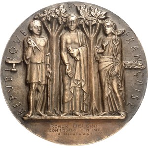 IIIe République (1870-1940). Médaille (fonte), Exposition Internationale des Arts et Techniques de Paris par H. Dropsy 1937, Paris (Arthus-Bertrand).