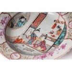 Maternity cup with plate