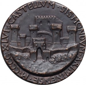 Italy, replica of a medal from 1446, Sigismondo Pandolfo Malatestam to commemorate the construction of a new castle in Rimini