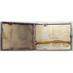Srebrna papierośnica z monogramem NK i dedykacją 1945, Stanisław Kulesza