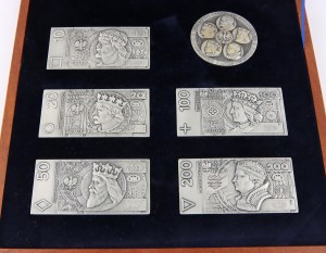 Third Republic, set of silver medal and 5 silver bars, Polish Kings on banknotes of the National Bank of Poland