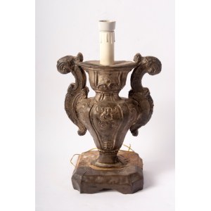 Electrified palm holder