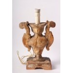 Electrified palm holder