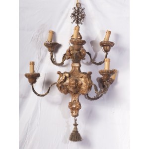 Electrified pendant chandelier in gilded wood