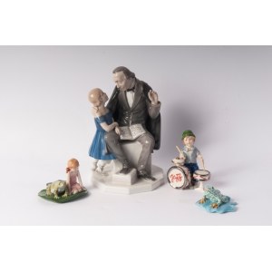 Lot of four sculptures
