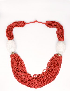Large necklace with coral