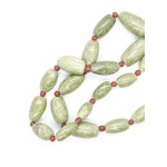Necklace with elidot