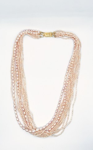 Freshwater cultured pearl necklace