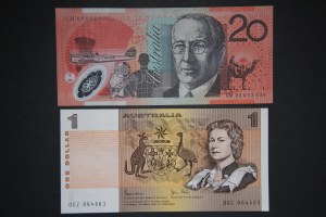 Australia Lot of 2 Notes ND (1982-2008)