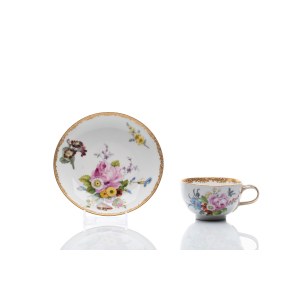 CUP WITH SAUCER | MEISSEN (GERMANY / GERMAN 18TH CENTURY)