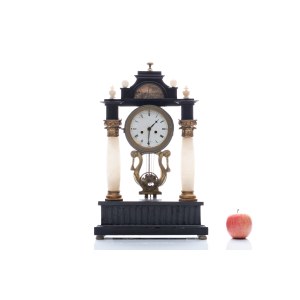 BIEDERMEIER HALF BEAT TABLE CLOCK | CENTRAL EUROPE (CENTRAL EUROPE / CENTRAL EUROPEAN 1ST HALF OF THE 19TH CENTURY)