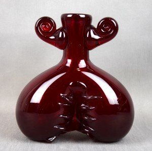 Vase with ears, Jerzy SŁUCZAN-ORKUSZ, Institute of Glass in Cracow, 1970s.