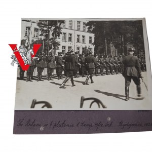 Scuola Ufficiali Bydgoszcz 1928, BELLA FOTO DI GRANDE DIMENSIONE, Rassegna , Sciabole , Stendardo, Fucili, Foto grande