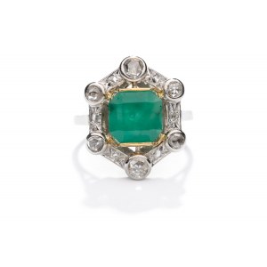 Ring with emerald and diamonds, 1960s.