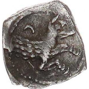 Cilicia - Tarsos (4. stol. př. Kr.), 3/4 obolu (9-11 mm, 0,58 g), Sedící Baal z Torsu na trůnu zlev