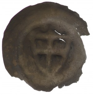 Teutonský řád, Brakteat, teutonský štít, nad ním dvě tečky.