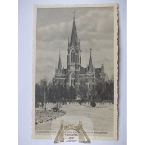 Tomaszów Mazowiecki, kościół ewangelicki, zjazd byłych niemieckich, mieszkańców ok. 1945
