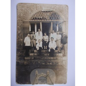Koszyce k. Proszowice, fryzjer S. Zakrzewski ok. 1930