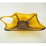Walomin Glassworks - Forme d'art Patera (en anglais)