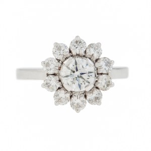 Daisy-shaped ring, France, second half of 20th century.