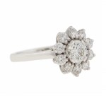 Daisy-shaped ring, France, second half of 20th century.