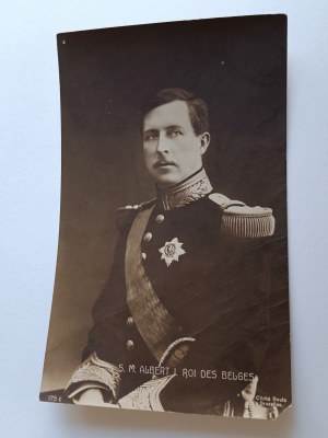 POSTCARD S M ALBERT ROI DES BELGES ROYAL FAMILY