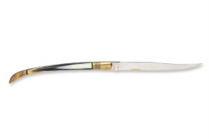 Knife 