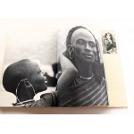 RICCIARDI MIRELLA Vanishig Africa [Monumentalny album czarno-białych zdjęć autorstwa znakomitej fotograf pochodzącej z Kenii